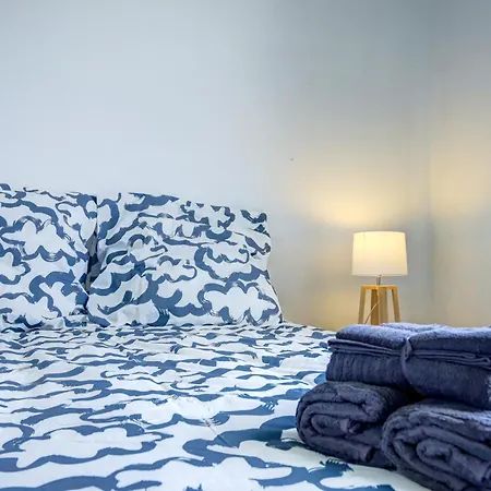 Le Gogh 3 4 Lits Apartment